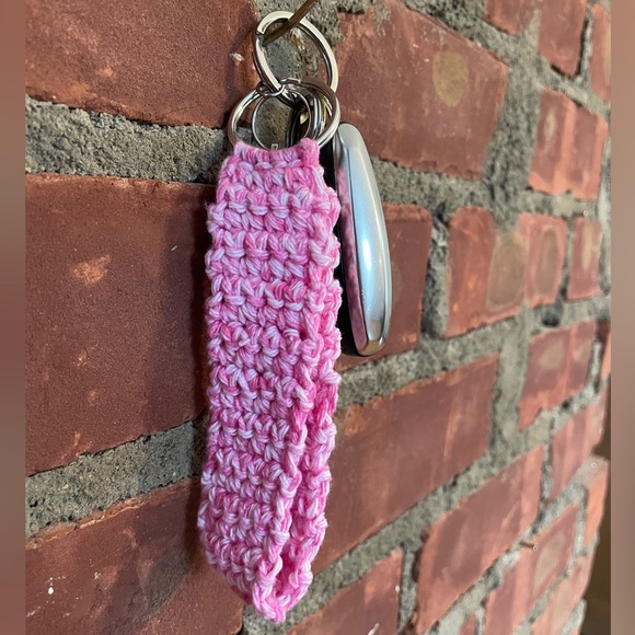Handmade Wristlet Keychain: Crocheted 🧶 - Picture 1 of 3